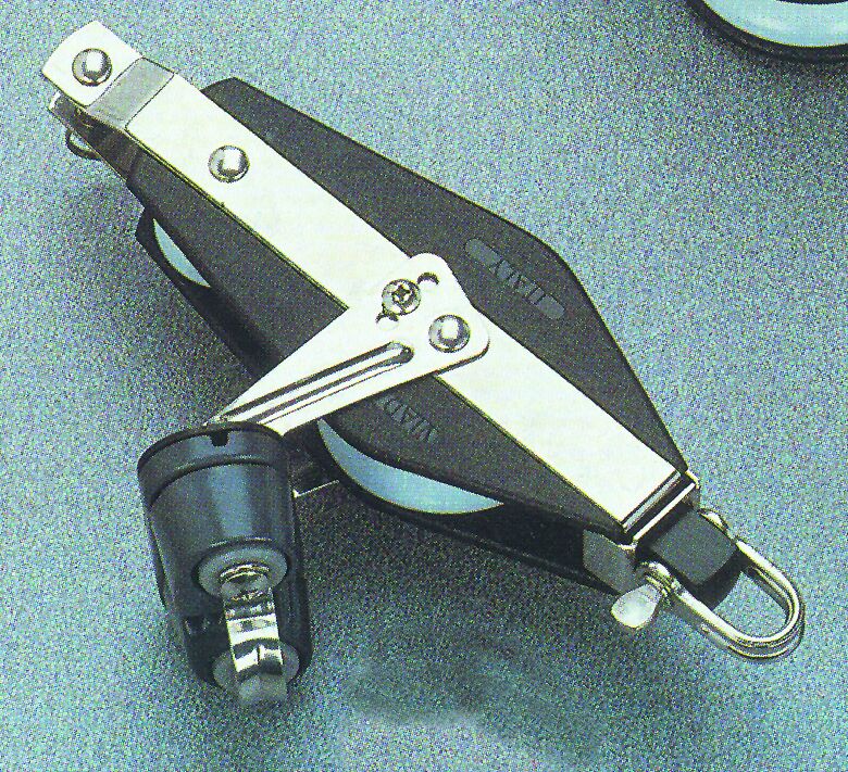 Fiddle ball bearing block with becket and ball bearing cam cleat ,Diam. 57mm, Diam. 12mm