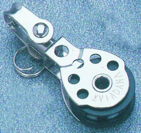 Single swivel block with balls and shackle,25mm Diam. 8mm